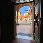 The Window On The Courtyard, Entire - La Finestra Sul Cortile, Intero