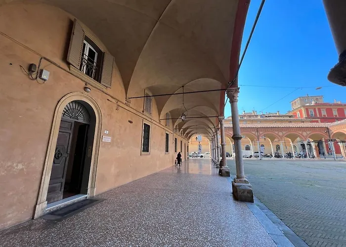 The Window On The Courtyard, Entire - La Finestra Sul Cortile, Intero شقة