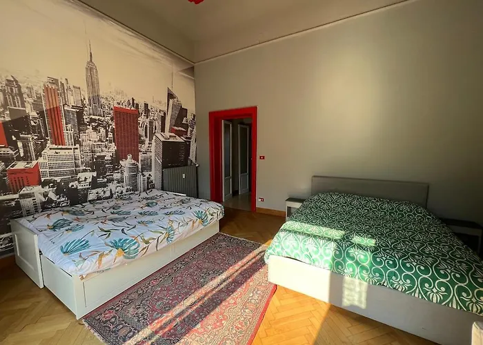 The Window On The Courtyard, Entire - La Finestra Sul Cortile, Intero شقة *