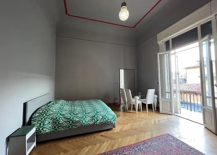 The Window On The Courtyard, Entire - La Finestra Sul Cortile, Intero شقة *