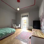 The Window On The Courtyard, Entire - La Finestra Sul Cortile, Intero Apartment *